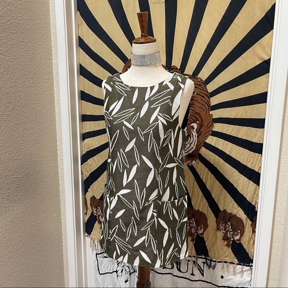 🌈 Beautiful nature art tunic top - Picture 3 of 11